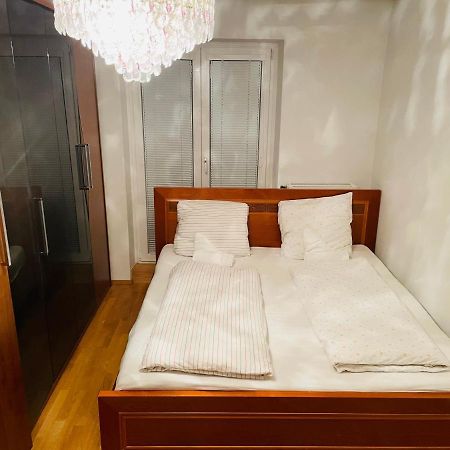 Room In City Center Near U6,U3 And Westbahnhof Wien Exteriör bild